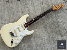 Squier Stratocaster SST-30