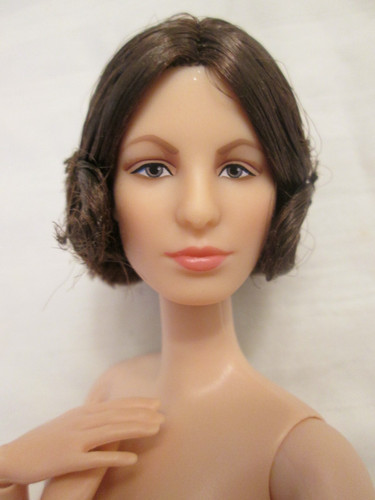 Barbie bambola ibrida nuda
