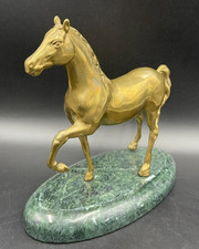 Statua statuetta soprammobile PORTAFORTUNA CAVALLO da passeggio ottone