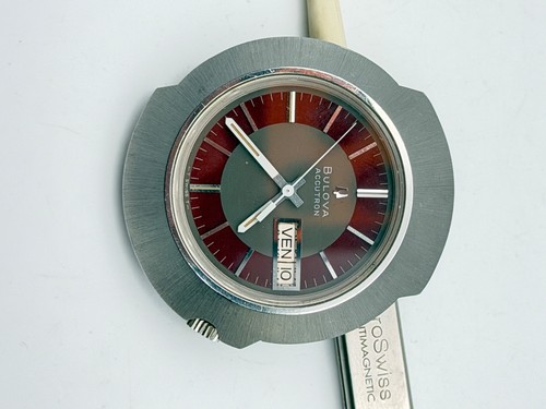 Bulova accutron red 76852 no - accutron,