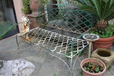 DIVANO '900 IN FERRO PIENO BATTUTO A MANO 80 X 80 X 160.