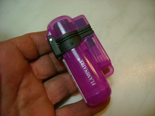 Accendino lighter feuerzeug - lighter/,