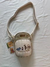 DISNEY WINNIE THE POOH AT