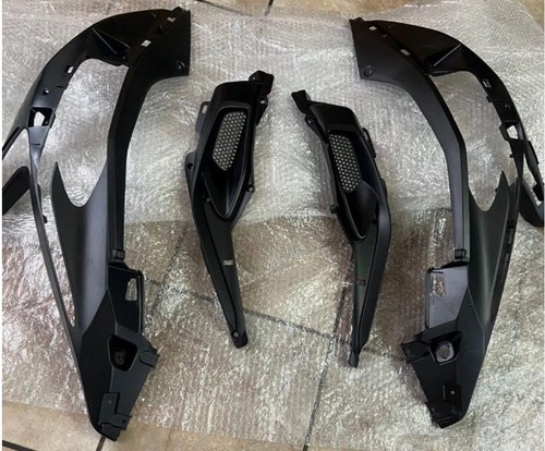 Plastiche cruscotto prese - plastiche,