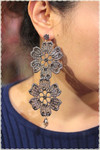 Orecchini pizzo macramè color