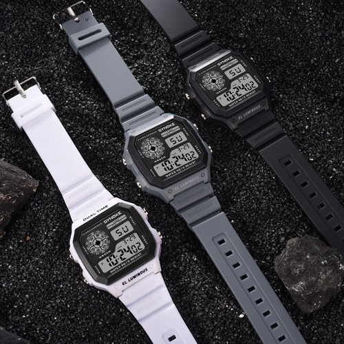 Grande orologio sportivo - grande,