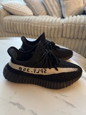 adidas Yeezy Boost 350 V2 Oreo