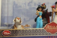 Vtg Disney Store Aladdin