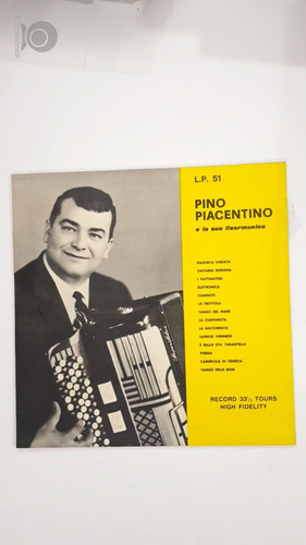 Pino piacentino sua - pino, e