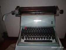 Olivetti 82 Diaspron macchina da scrivere vintage  anni 60.  Carrello Grande. 