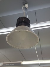Lampadario Magazzino O Negozio