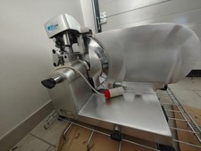 Affettatrice OMAS L35E - uso professionale lama inox - presa industriale
