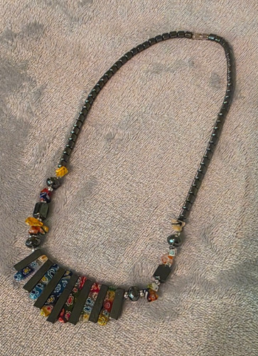 Collana dichiarazione stile