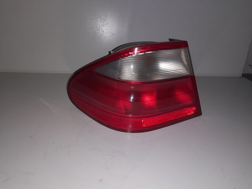 Fanale post parte est sx - post.,
