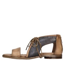 W972-05 ROCK Flat HUNDRED 100