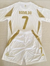 Completo Cristiano Ronaldo #7 Al Nassr Kit Maglia +  Pantaloncino Anni 10/13