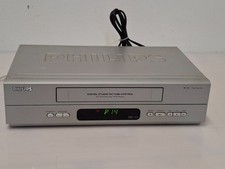 Philips VR150/02 VHS VCR Videoregistratore NON FUNZIONANTE RICAMBI O RIPARARE