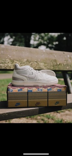 Social status nike - social,