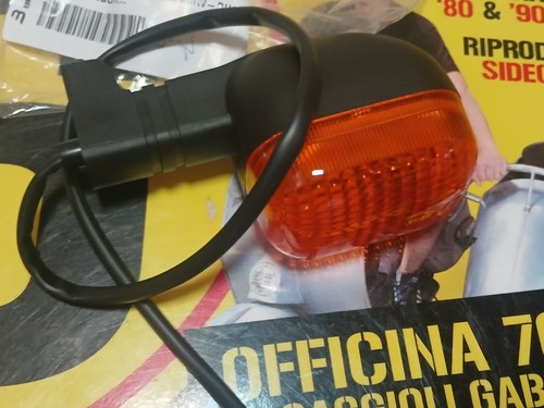 Freccia direzionale aprilia - freccia,