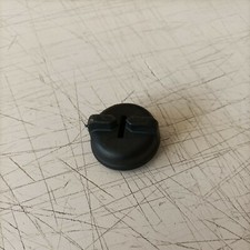 tappo SERBATOIO CARBURANTE o OLIO PER MOTOSEGA SANDRIGARDEN MTD CS 36 usato