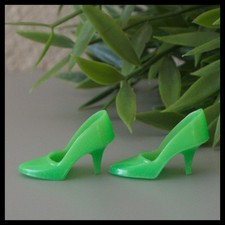 💚Barbie HTF verde mela