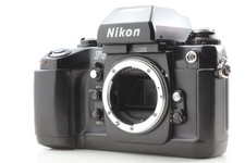 [Ecc+5] Nikon F4 reflex 35 mm
