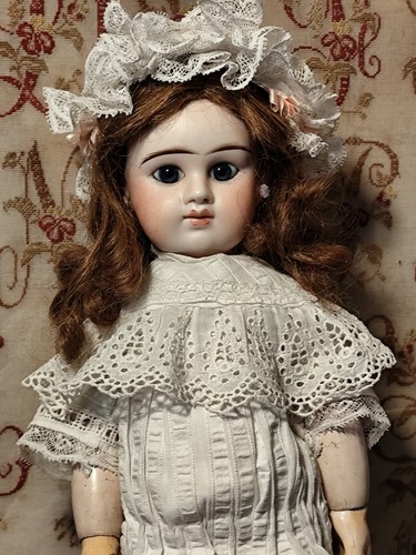 Denamur bouche fermée yeux - bouche, fermée_yeux