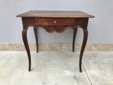 Grazioso Tavolino Luigi XV in