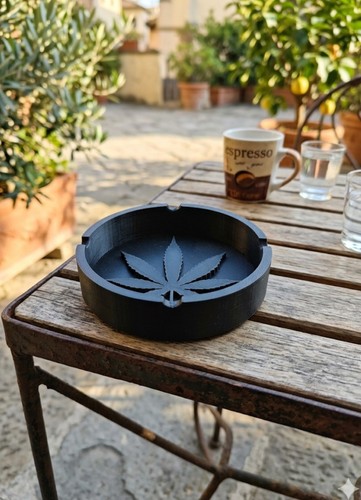 Portacenere con foglia - con,