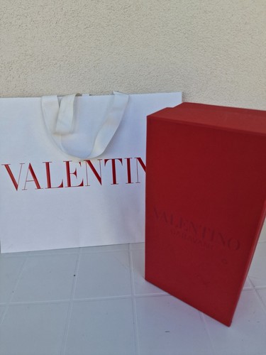 Empty red valentino - 🟢.,