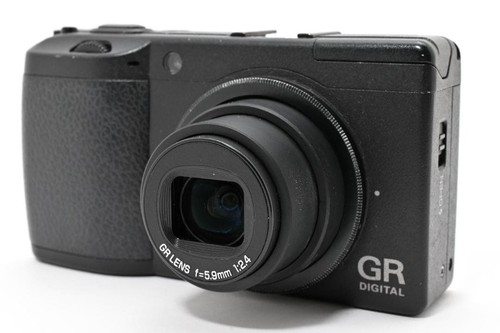 Ricoh digital 10 - gr, ii