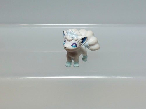 Figurina alolan vulpix - figurina,