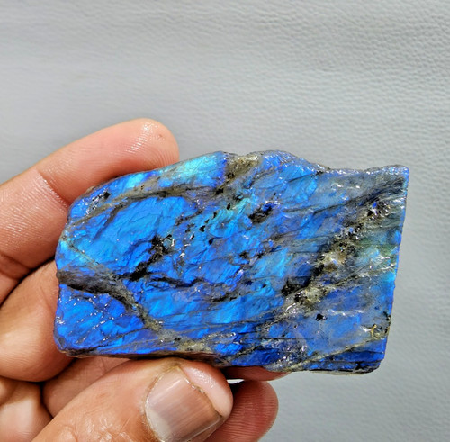 Pietra preziosa grezza