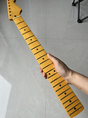 Nuovo manico chitarra