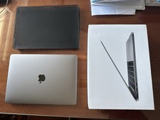 MacBook Pro 13” Touchbar 512