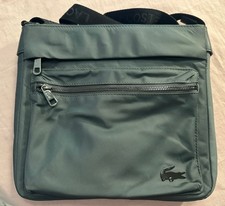 Borsello Lacoste originale – Pratico ed elegante!