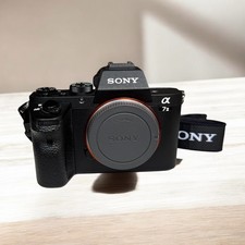 Sony Alpha 7 II ILCE-7M2 24.3MP Fotocamera Digitale Mirrorless (Solo Corpo) -...