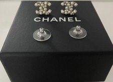 Pre-owned Chanel CC Peals