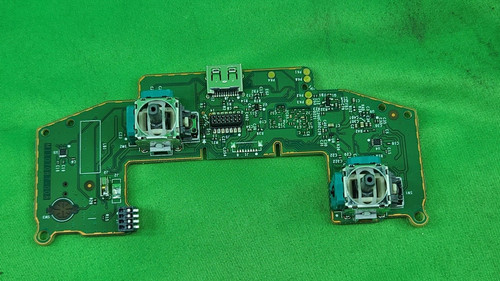 Microsoft xbox series model - x,