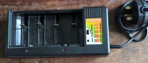 Caricabatteria tester e - tester,