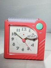 Orologio sveglia al quarzo