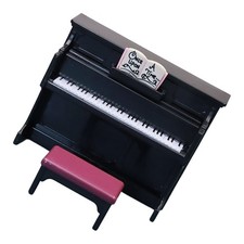 Pianoforte piccolo personaggio