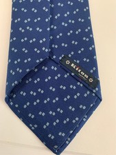 Kiton, cravatta in seta 7 pieghe vintage.