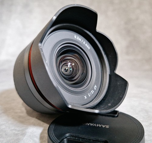 Samyang 12mm f 2 af - 12/2, x