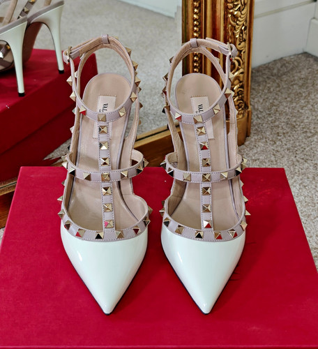 Valentino garavani rockstud - valentino,