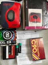 Walkman lettore cassette rosso