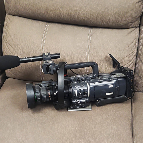 Jvc prohd hm700u hd - prohd, gy-hm700u