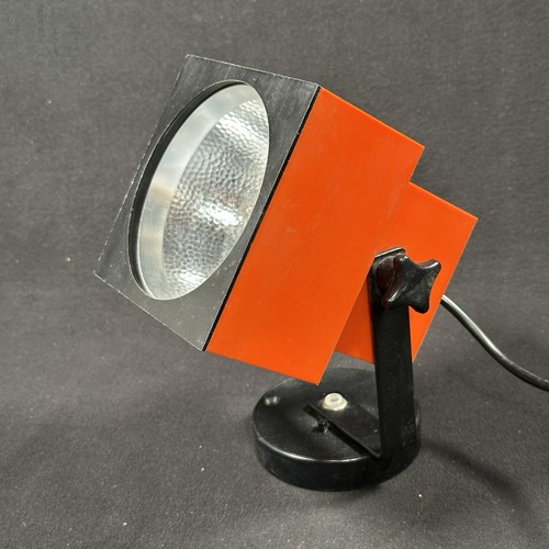 Doria luci spot cubo arancione
