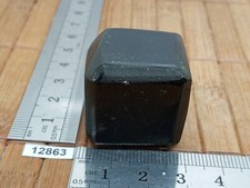 CUBE 30 mm TOURMALINE NOIRE