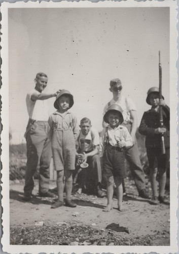 Foto bambini con elmetto in - bambini,